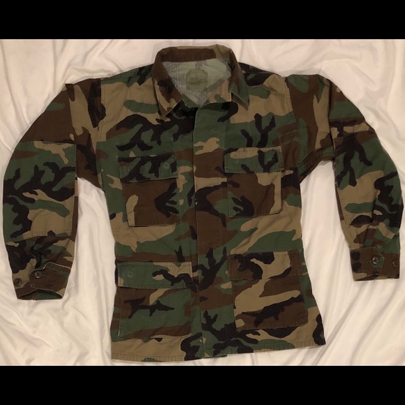 Woodland Jackets & Blazers - Woodland camouflage button down jacket.